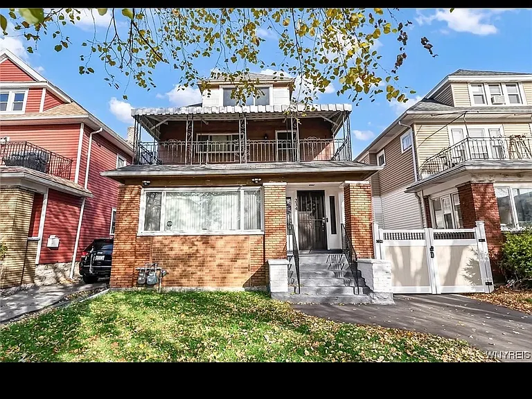 234 Lisbon Ave #1 — Photo 1