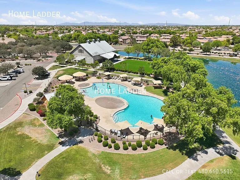 4172 E Santa Fe Ln — Photo 46