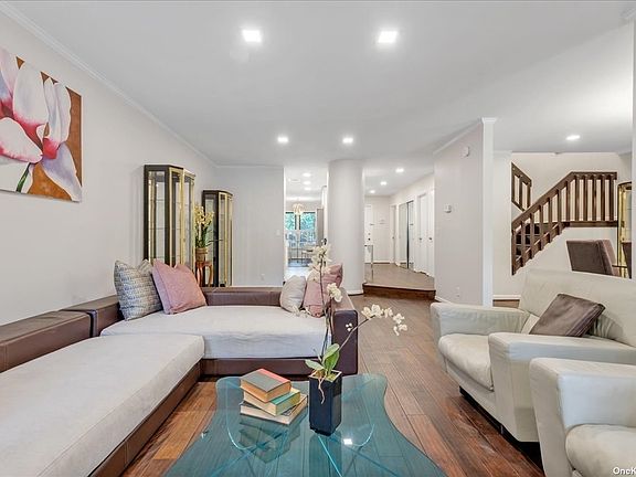 4th image of 41 Hunt Dr #41