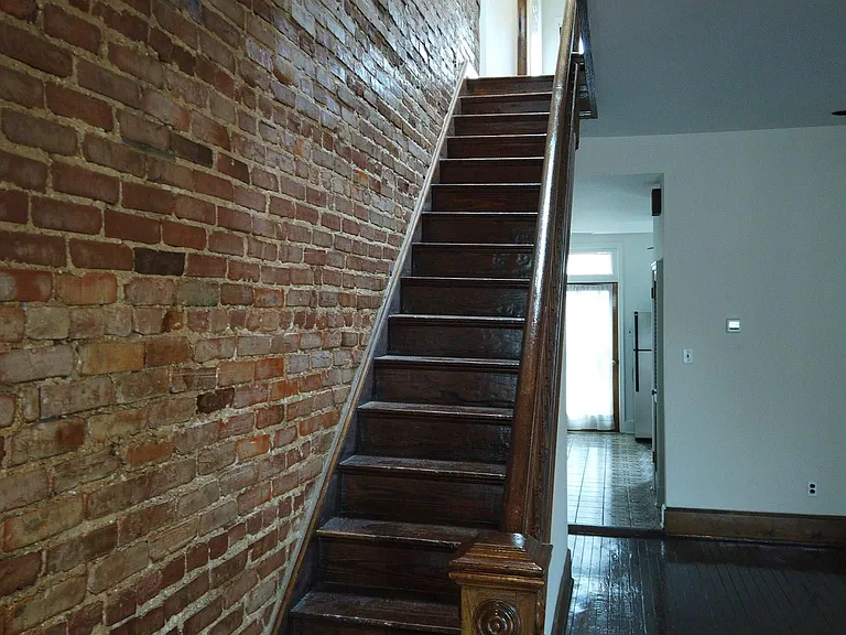 604 9th St NE #9 — Photo 21