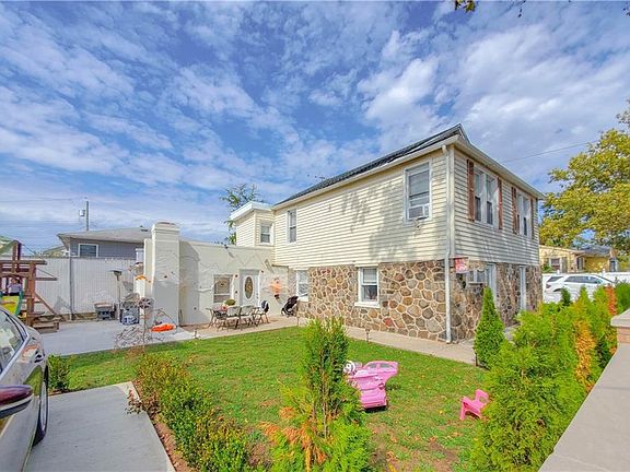 2nd image of 157 Finley Ave