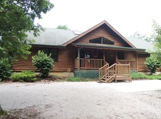 1371 Sunny Slope Rd, Greenville, IL 62246