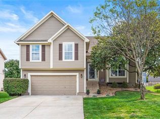 11921 S Monroe St, Olathe, KS 66061