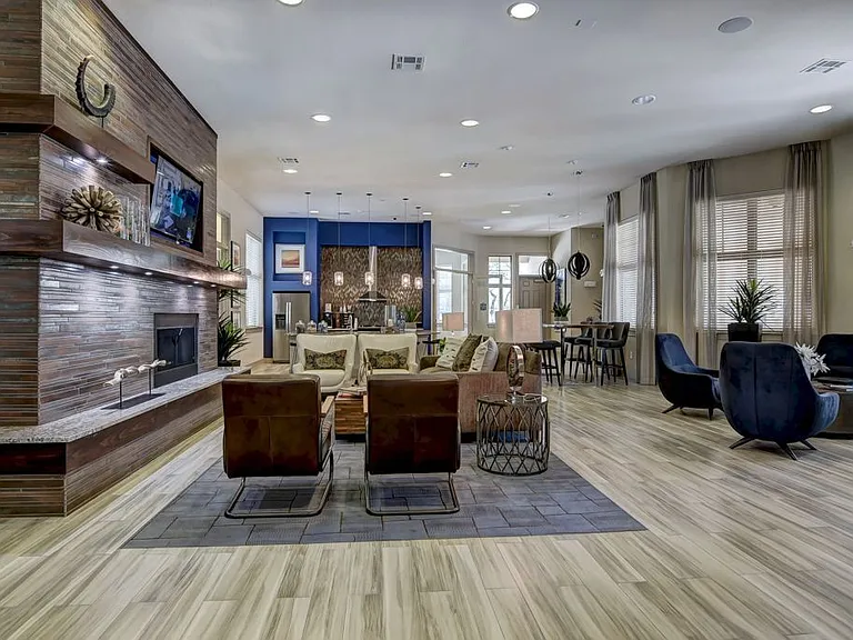 Azure City Living — Photo 7