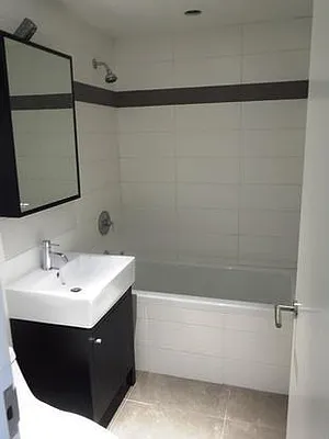 Rented by Loom Group | media 35