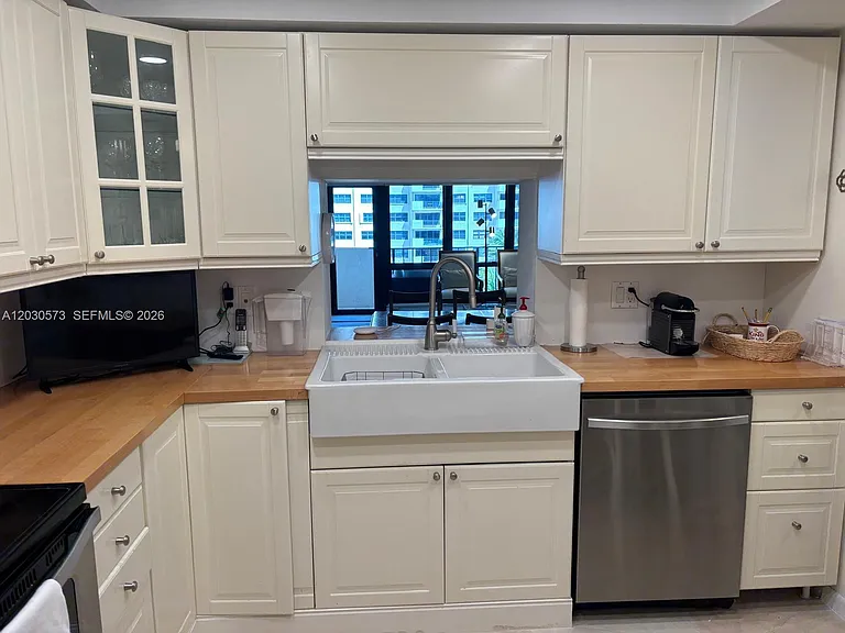 4900 N Ocean Blvd #702 — Photo 9