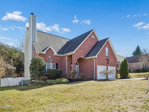10417 Almanac Ln, Knoxville, TN 37932