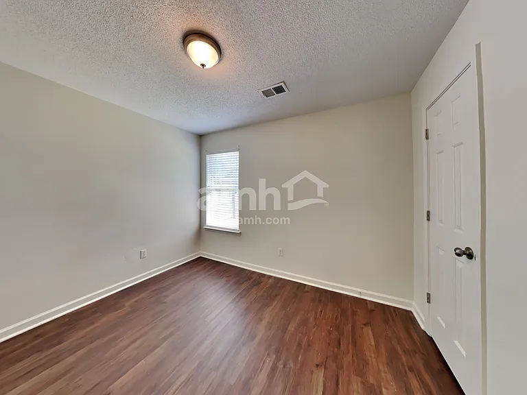 4453 Graham Lake Dr — Photo 14