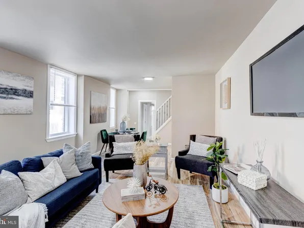 889 W Lombard St, Baltimore, MD 21201