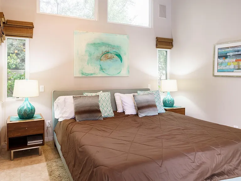 Casita King Bed