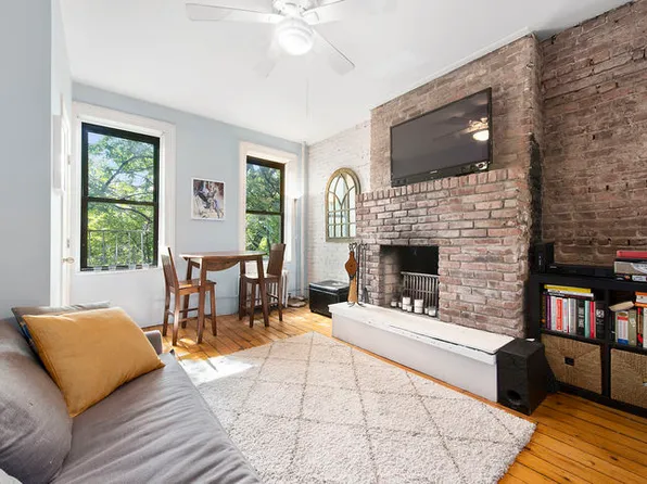 26 Cornelia Street image 1 of 5