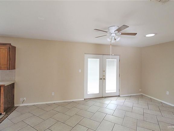4th image of 1210 W Jonquil Ave