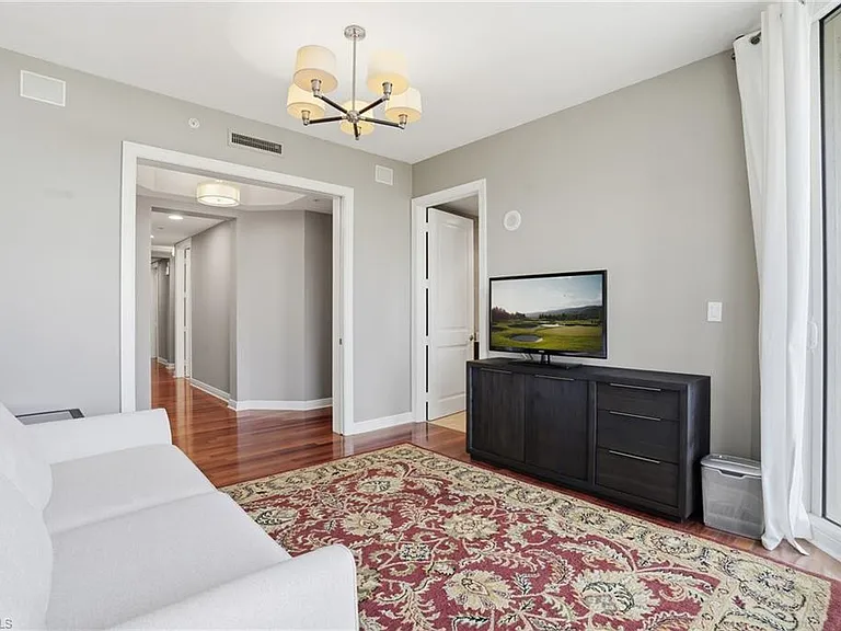 5051 Pelican Colony Blvd #301 — Photo 34
