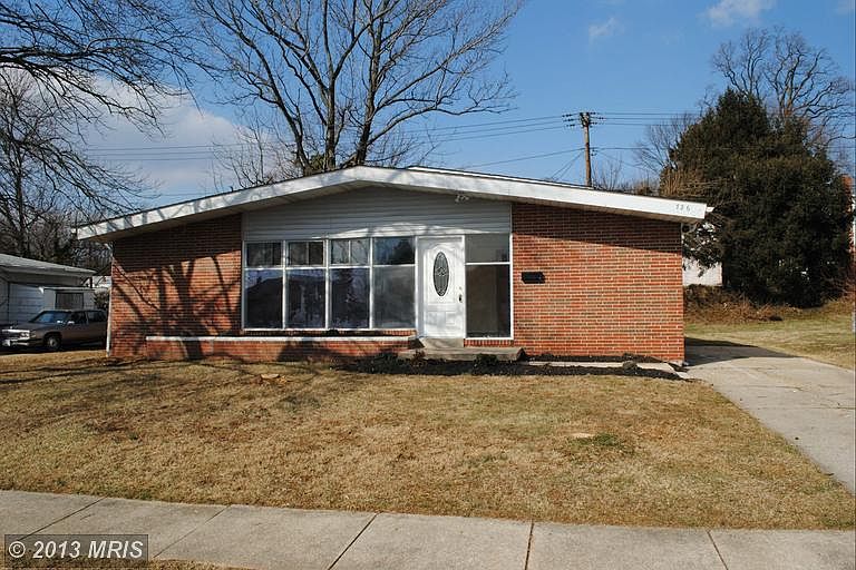 1st image of 726 Kahn Dr