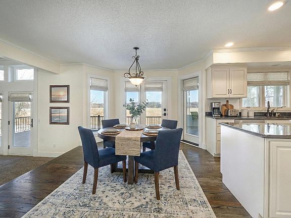 4th image of 11472 Mount Curve Rd