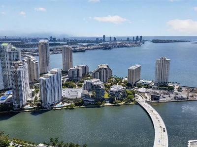 950 Brickell Bay Dr APT 4100, Miami, FL, 33131