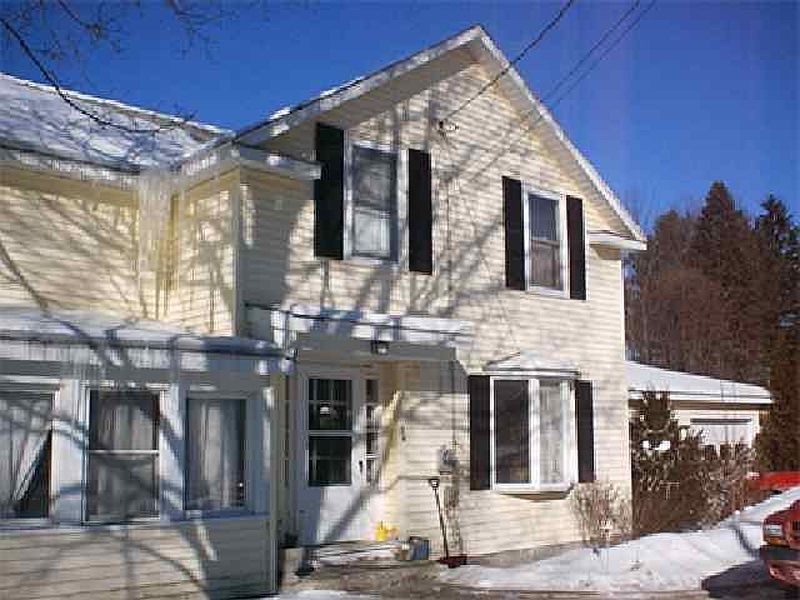 4th image of 56 CHERRY PLAIN SQUARE Road