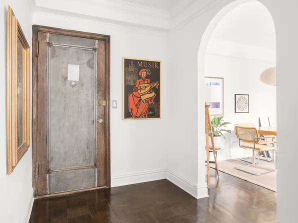 235 West End Avenue 8D image 3 of 10