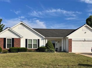 4 Winter Park Ct, O'Fallon, MO 63366