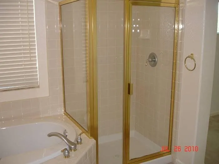 549 Cascade Dr — Photo 3