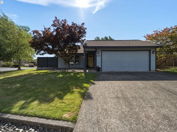 13410 NW Indian Spring Dr, Vancouver, WA 98685
