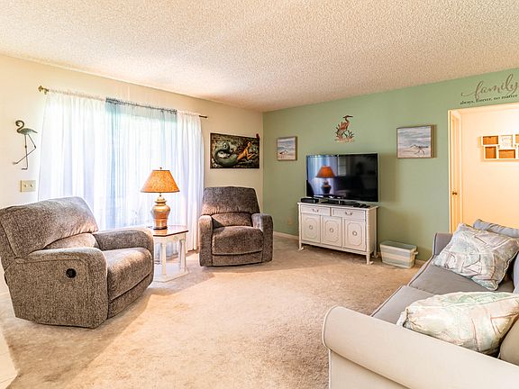 4th image of 317 Knotty Pine Circle #A-1