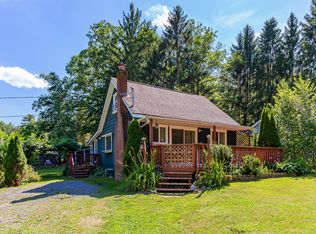 2 Circle Ave, Wapwallopen, PA 18660