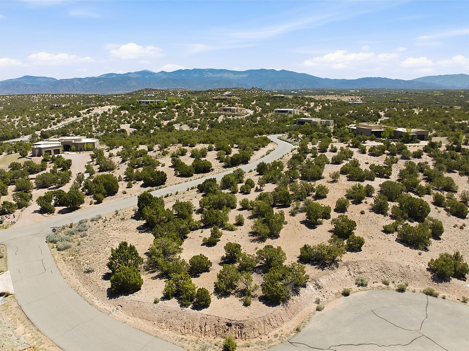 1st image of 37 Sundance Ridge Cir