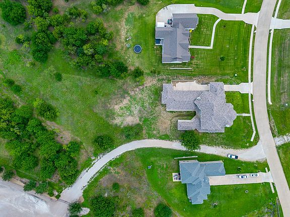 3rd image of 3124 Koscher Dr