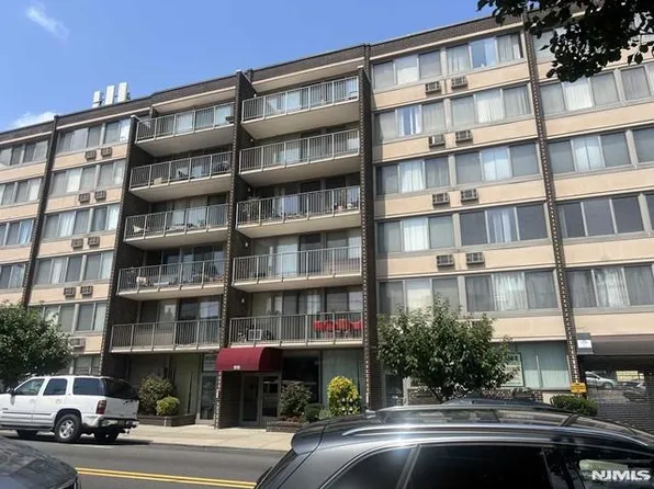 515 Anderson Ave, Cliffside Park, NJ