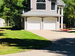 N3804 Turners Grade Rd, Iron Mountain, MI 49801