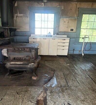 3rd image of 257 Smarts Hill Road