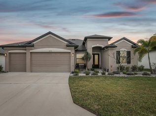 4026 Salida Delsol Dr, Sun City Center, FL 33573