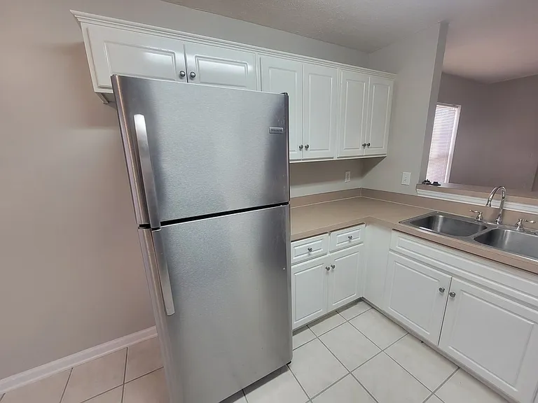 920 Cammaron Way — Photo 8