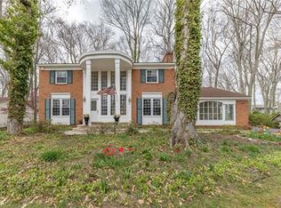 711 Meadowview Dr, Cinnaminson, NJ 08077