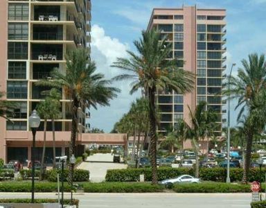 2049 S Ocean Dr APT 1403, Hallandale, FL, 33009