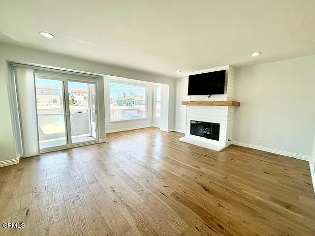 108 Los Feliz St — Photo 8