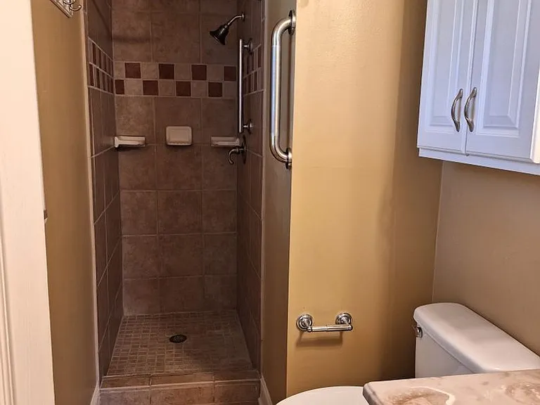 8714 Kingsridge Dr — Photo 33