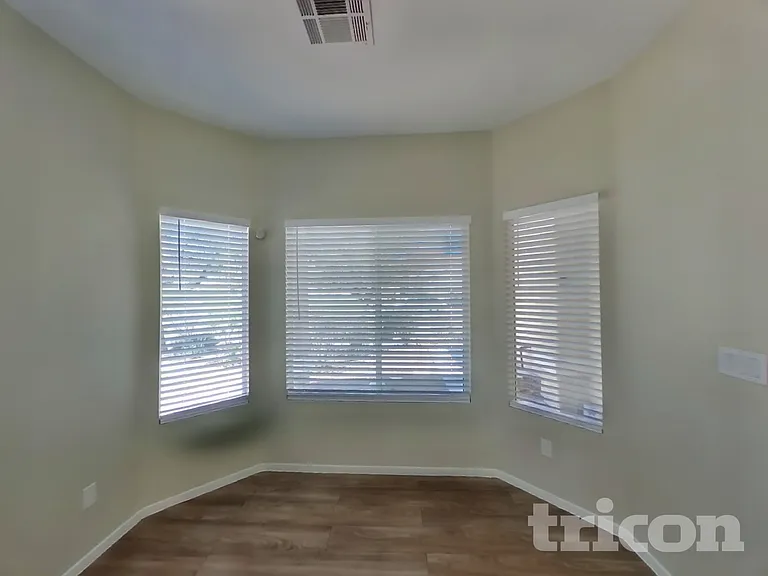 1025 Oceanwood Ave — Photo 16