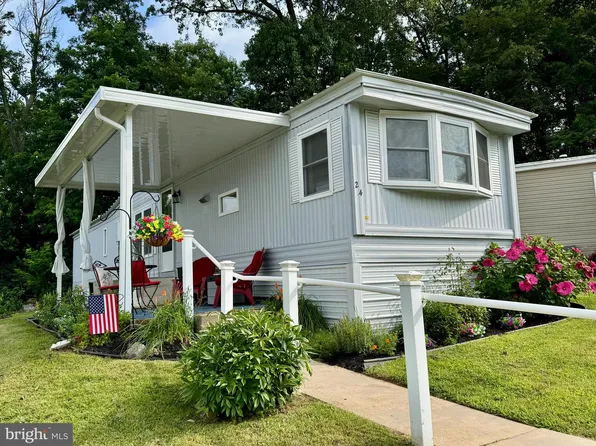 472 S Lancaster St Trailer 24, Lebanon, PA 17046