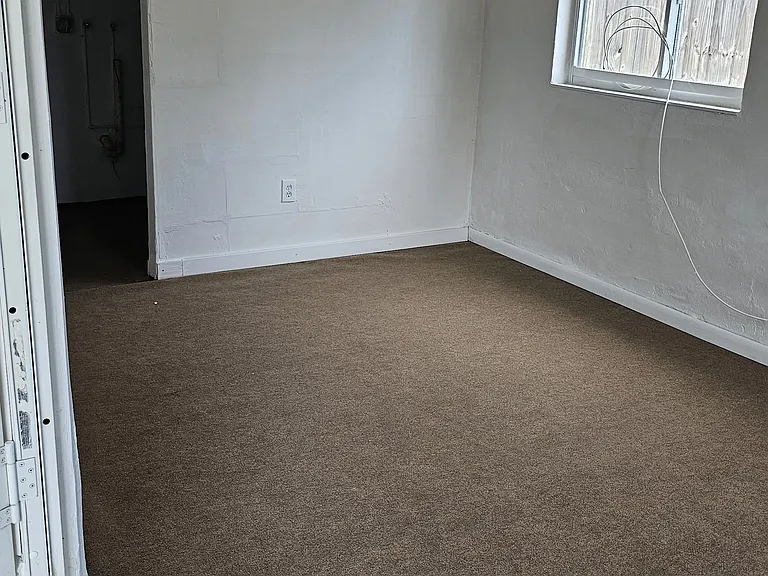 17230 SW 93rd Ave — Photo 20
