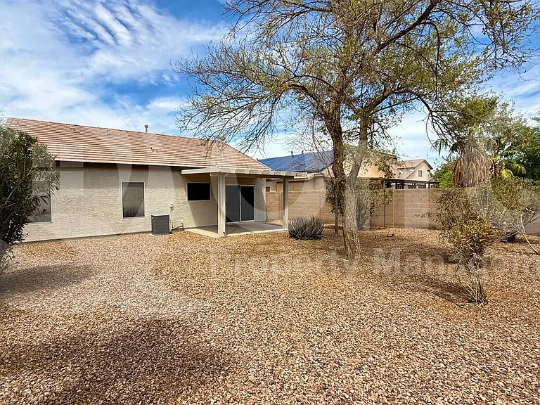 807 W Sunset Dr — Photo 19