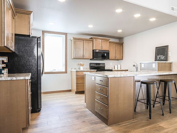 6th image of this home
