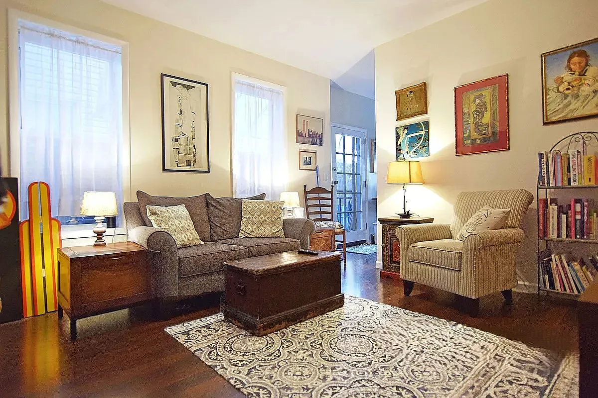 58 Hausman Street — Photo 1