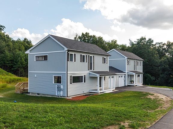 3rd image of 39 Windsor Lane #A