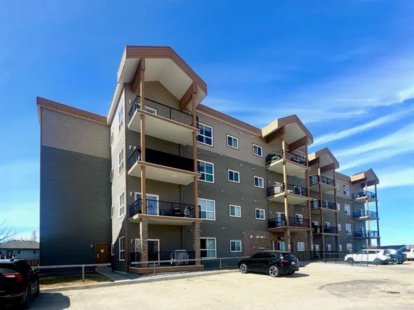 9225 E Lakeland Dr #301, Grande Prairie, AB T8X 0B8
