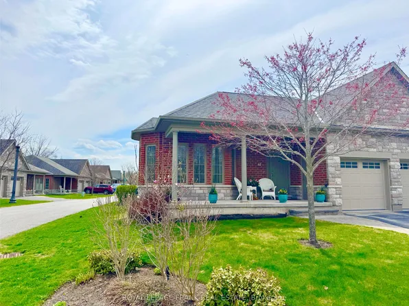 61 Reid St, Selwyn, ON K0L 2H0