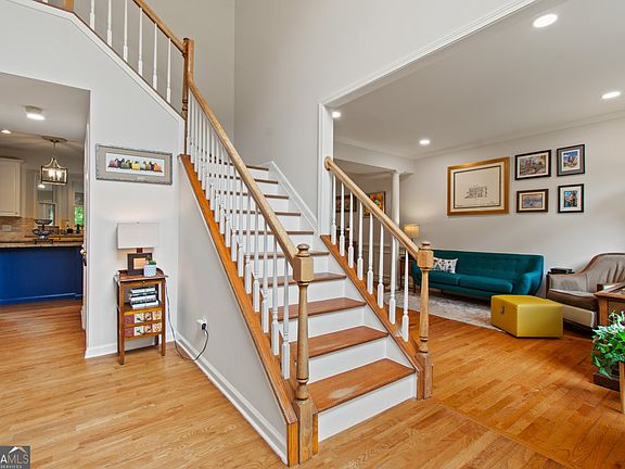 5th image of 2080 Waters Ferry Dr