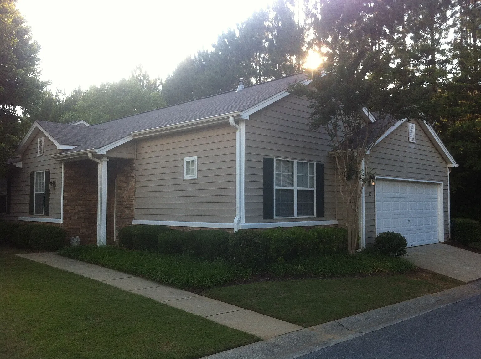 185 Windcroft Ct photo 1
