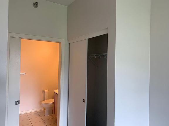 3rd image of 1 E 8th St APT 305